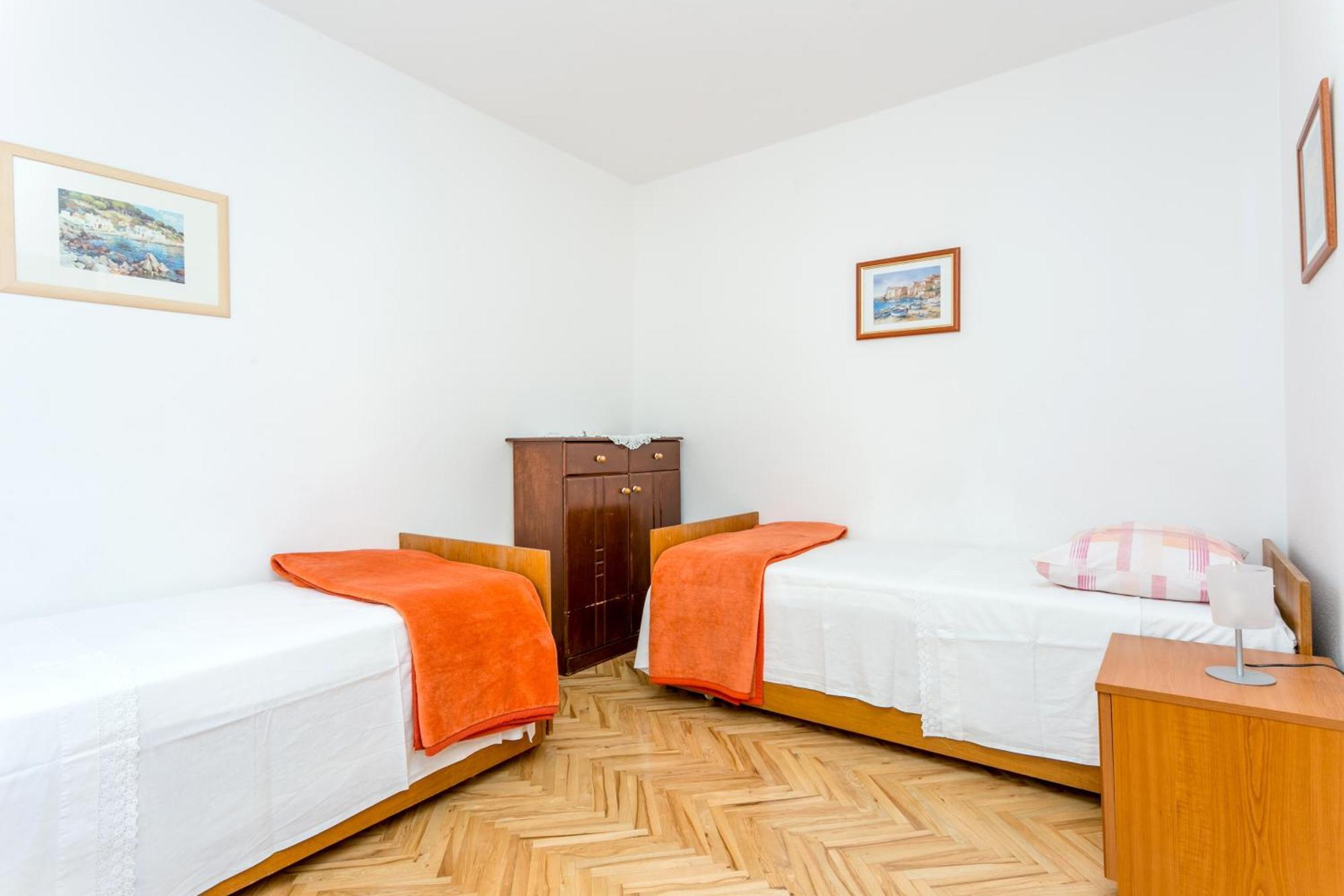 Apartments By The Sea Baska Voda, Makarska - 300 Ngoại thất bức ảnh